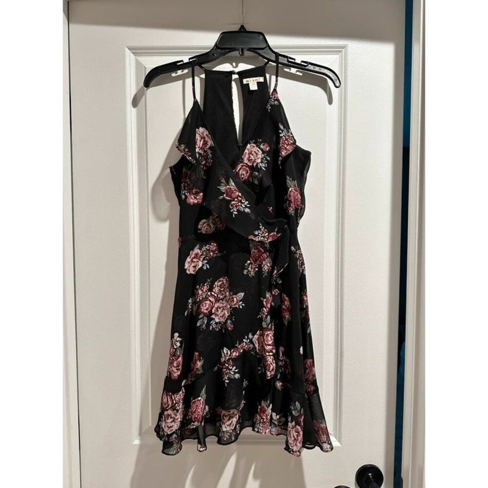 Mi Ami Francesca’s Black Floral Ruffle Mini Dress